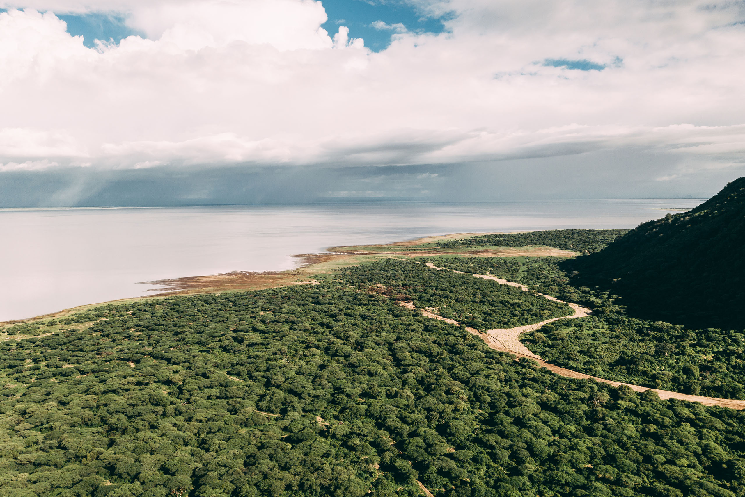 4 Days Tanzania Safari to Serengeti, Ngorongoro & Lake Manyara