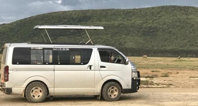 Safari Mini Van 7 Seater